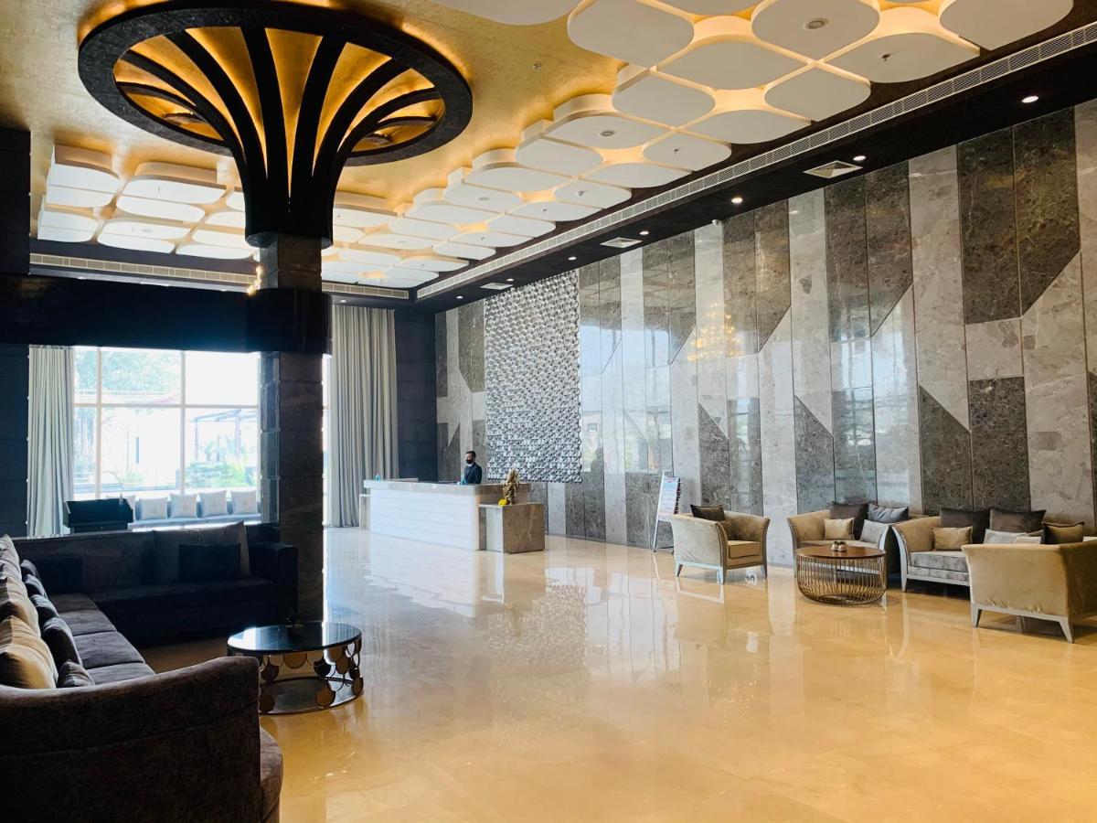The Grand Arc Hotel & Convention Centre Shahjahanpur Экстерьер фото