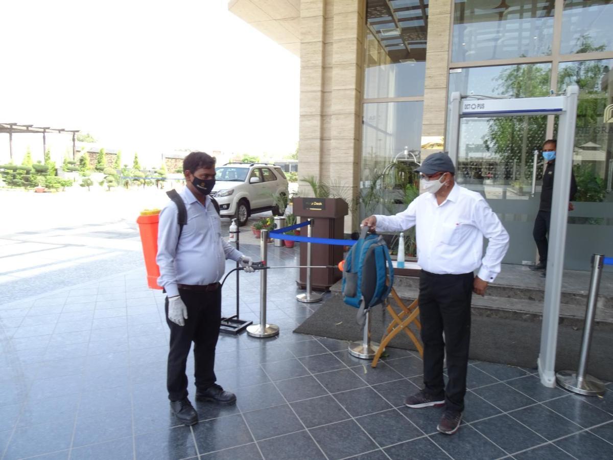 The Grand Arc Hotel & Convention Centre Shahjahanpur Экстерьер фото
