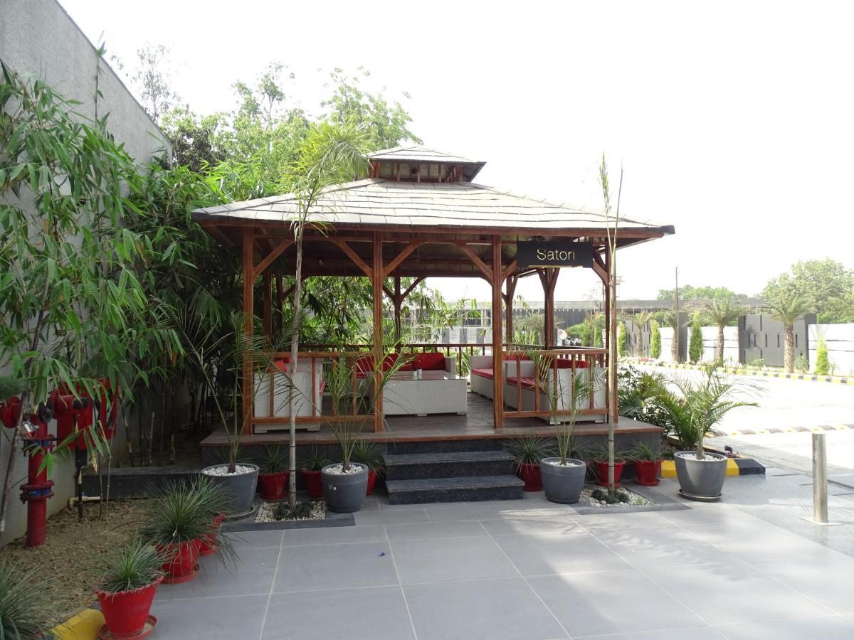 The Grand Arc Hotel & Convention Centre Shahjahanpur Экстерьер фото