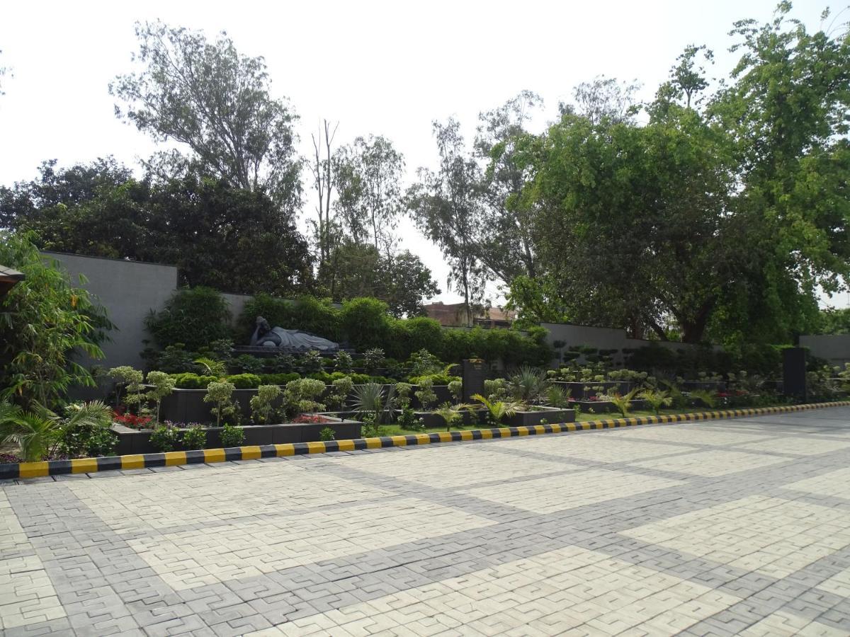 The Grand Arc Hotel & Convention Centre Shahjahanpur Экстерьер фото