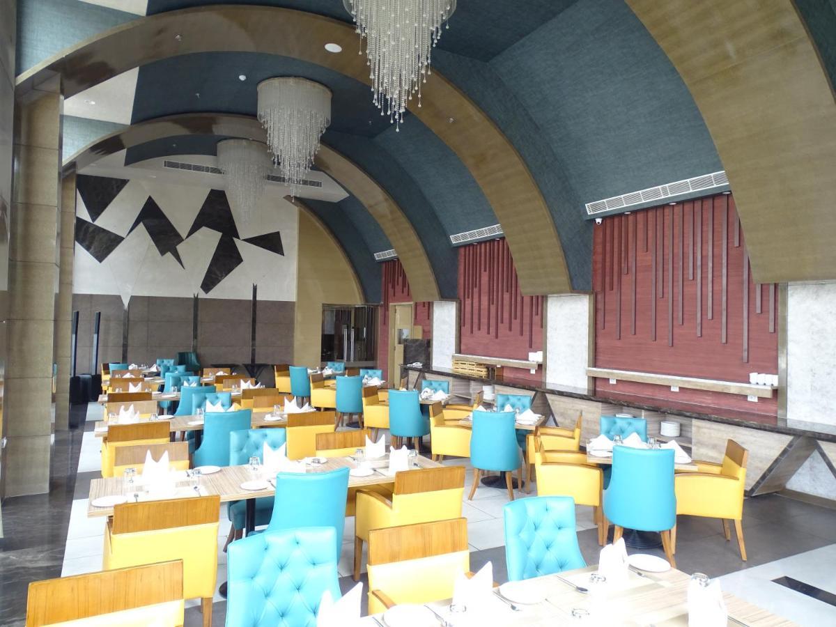 The Grand Arc Hotel & Convention Centre Shahjahanpur Экстерьер фото