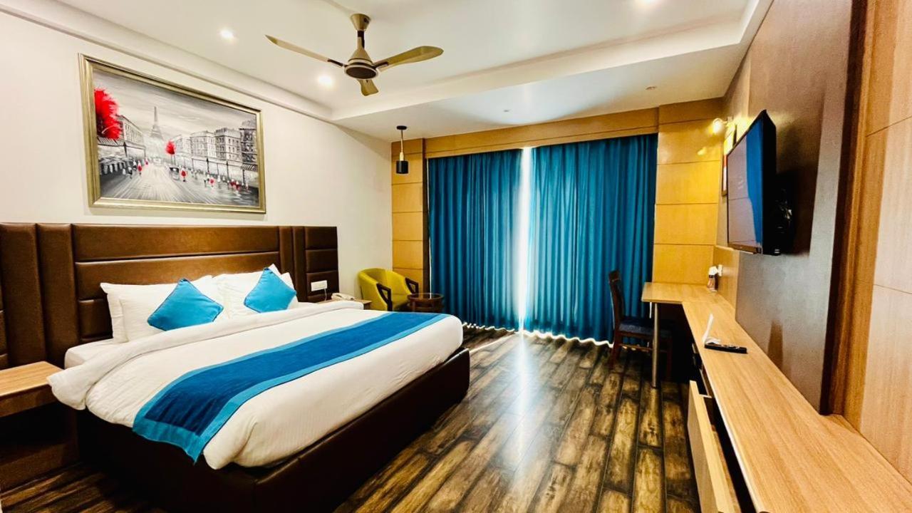 The Grand Arc Hotel & Convention Centre Shahjahanpur Экстерьер фото