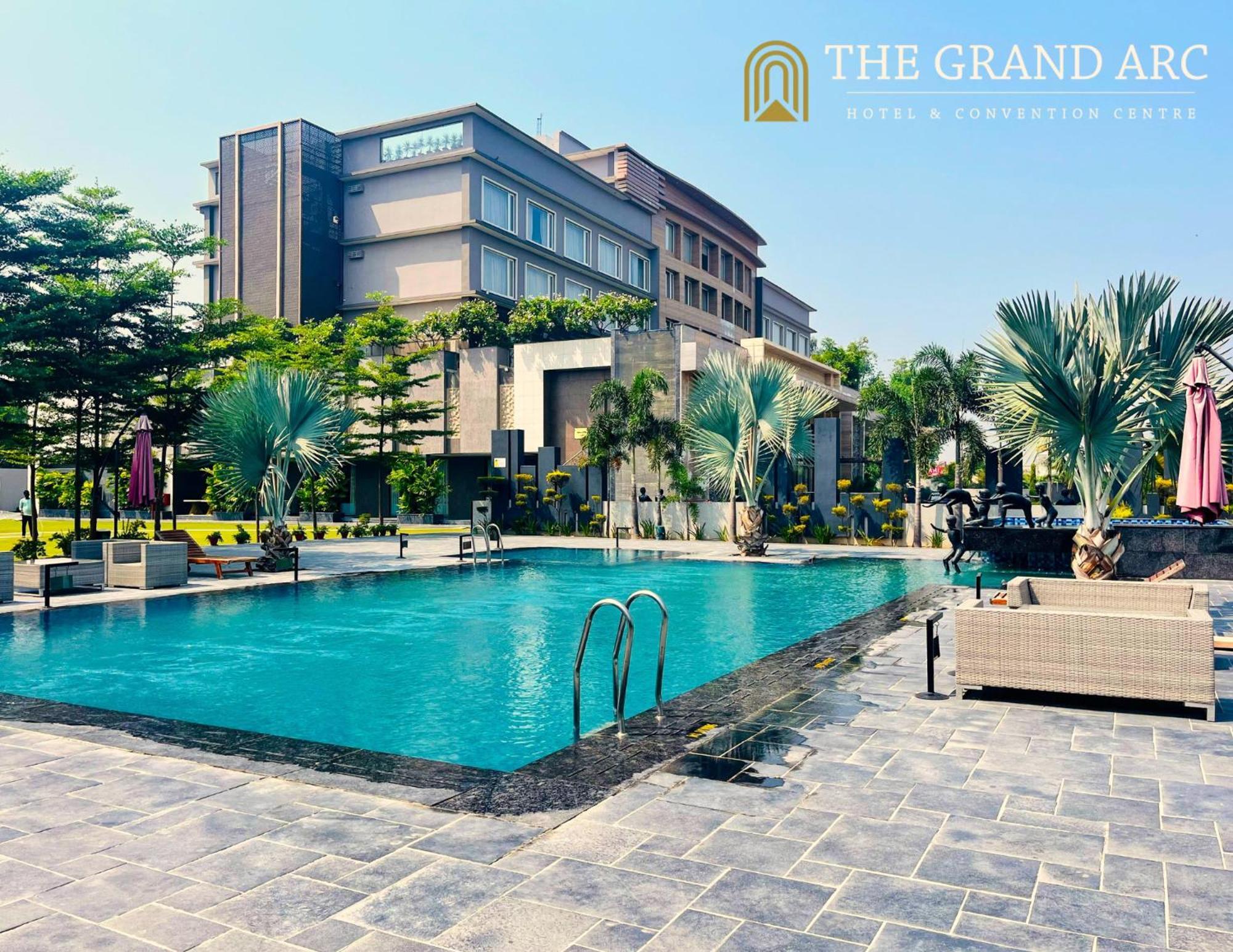 The Grand Arc Hotel & Convention Centre Shahjahanpur Экстерьер фото